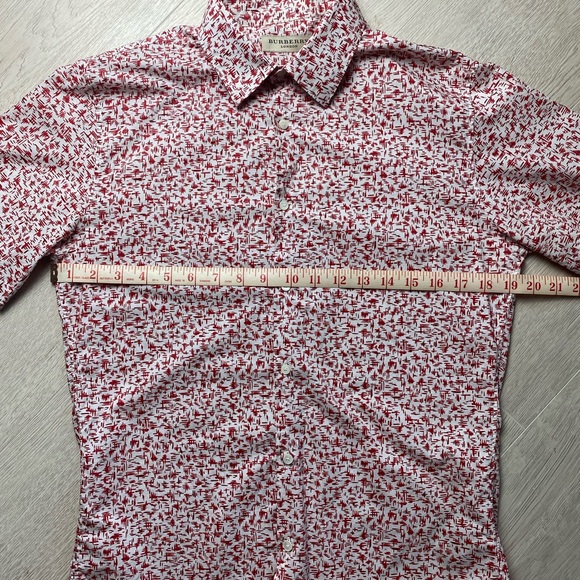Burberry Casual Button-up Shirt - Picture 8 of 9